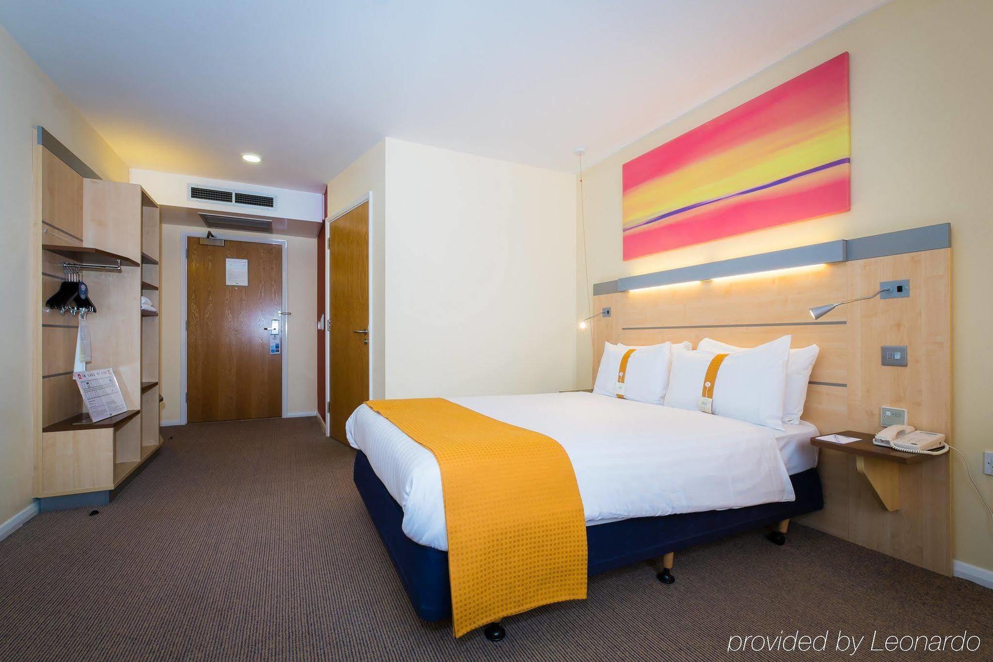 Holiday Inn Express Aberdeen - Bridge Of Don Eksteriør bilde